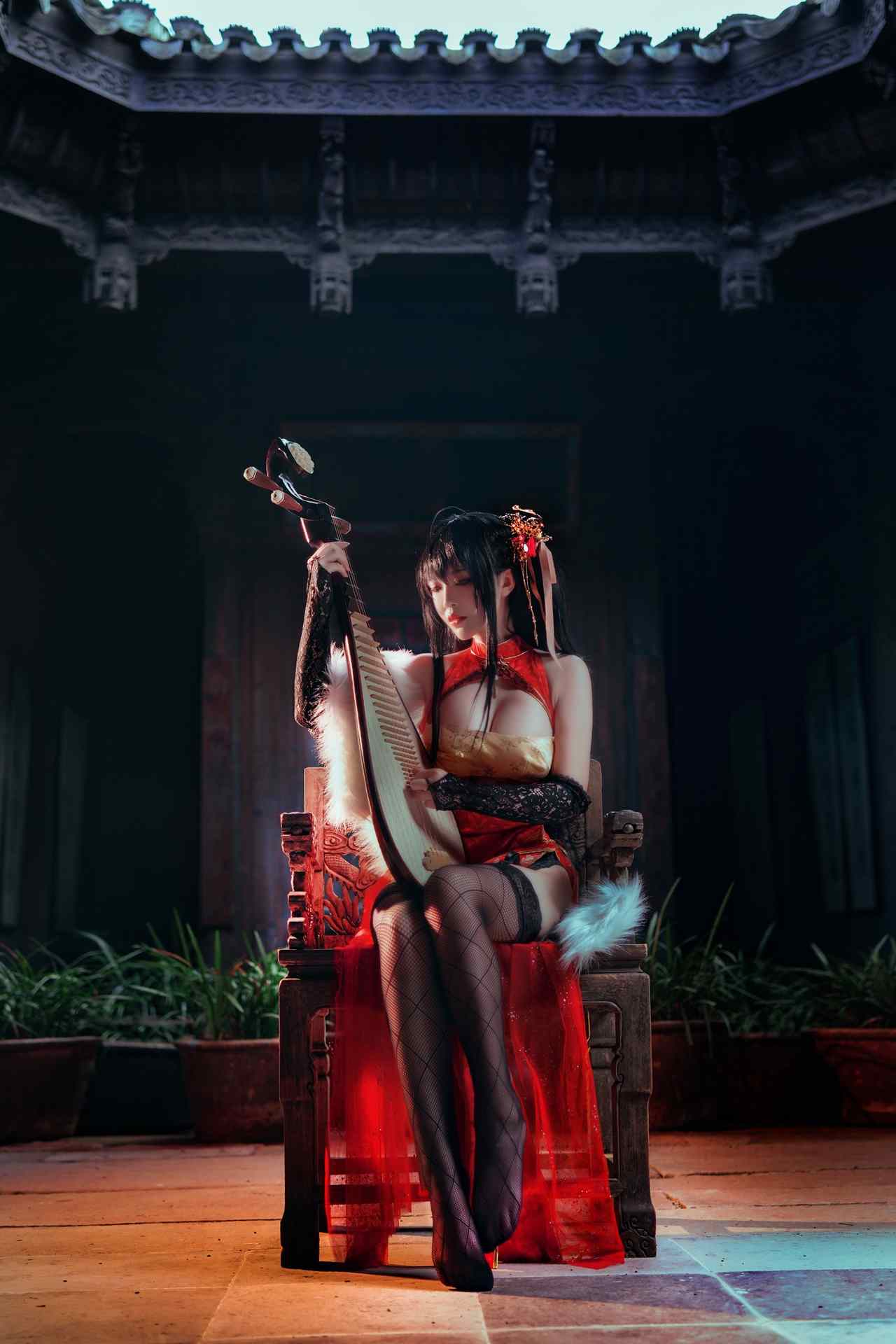 半半子大凤旗袍